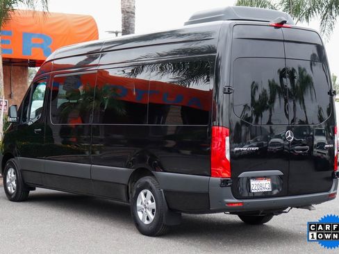 Used 2020 Mercedes-Benz Sprinter 2500 image 6