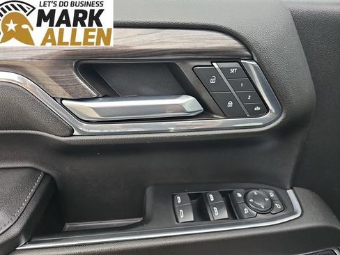 Used 2024 Chevrolet Silverado 1500 LTZ AWD/4WD image 23