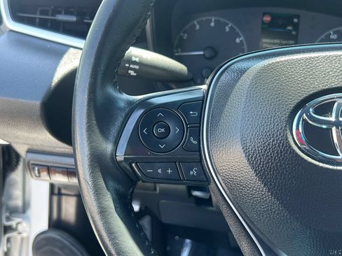 Used 2025 Toyota Corolla SE FWD image 28