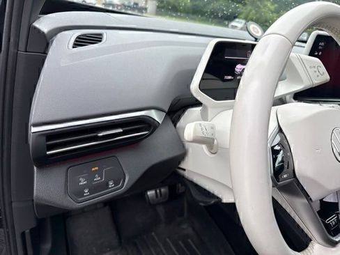 Used 2021 Volkswagen ID.4 1st Edition RWD image 9