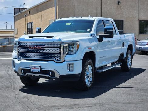 Used 2020 GMC Sierra 2500 Denali w/ Denali Ultimate Package AWD/4WD image 7