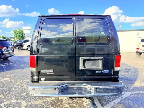 Used 2012 Ford E-350 and Econoline 350 XLT RWD image 6