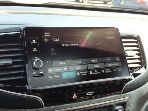 Certified 2025 Honda Ridgeline RTL image 17