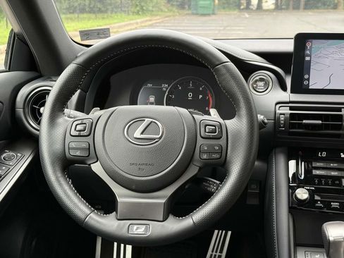 Used 2025 Lexus IS 350 F Sport image 9