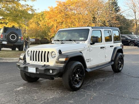 Used 2020 Jeep Wrangler Unlimited Sport S image 3