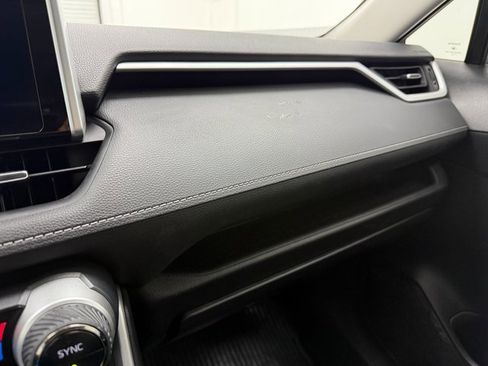 Used 2023 Toyota RAV4 XLE Premium image 23