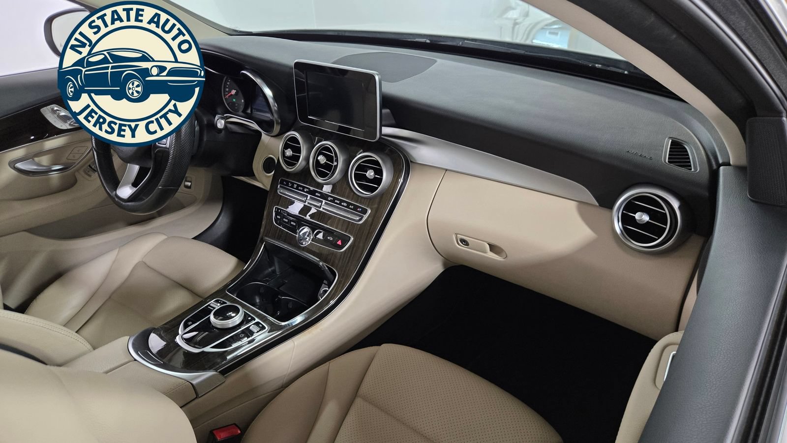 Used 2017 Mercedes-Benz C 300 4MATIC Sedan w/ Premium 1 Package image 33