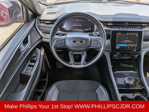 Certified 2021 Jeep Grand Cherokee L Laredo AWD/4WD image 15