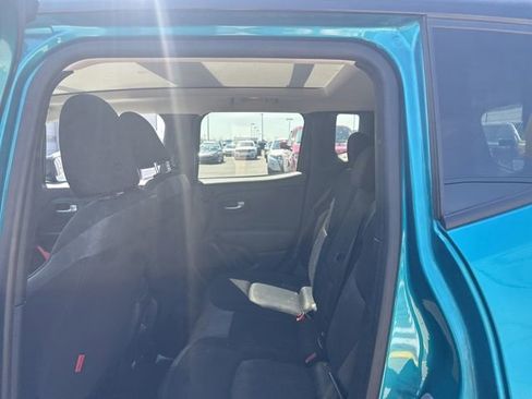 Used 2022 Jeep Renegade Trailhawk w/ Sun/Sound Group image 8