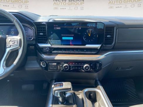 Used 2023 Chevrolet Silverado 1500 RST w/ Convenience Package II AWD/4WD image 11