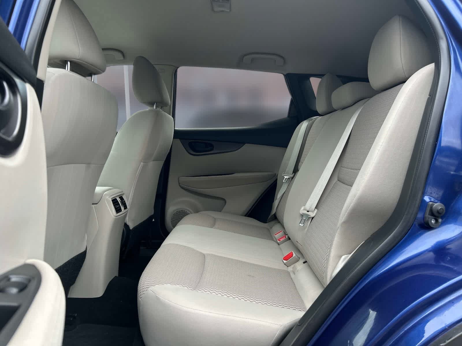 Used 2019 Nissan Rogue Sport SV AWD/4WD image 21