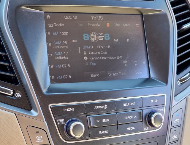 Used 2018 Hyundai Santa Fe SE FWD image 23