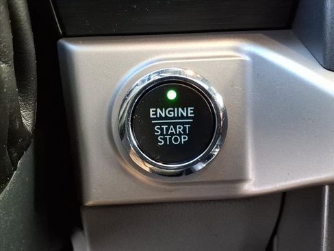 Used 2022 Ford F150 XLT w/ Equipment Group 302A High image 26