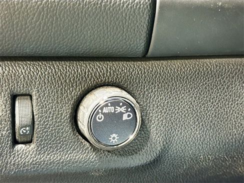 Used 2018 Chevrolet Colorado LT image 12