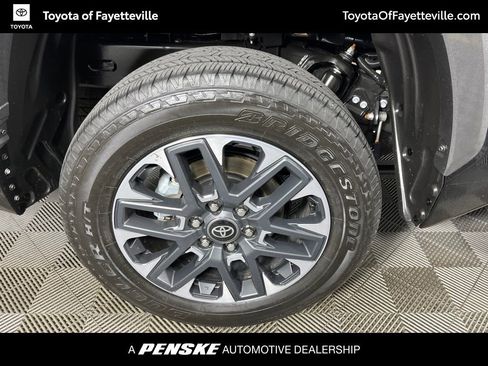 Certified 2025 Toyota Tundra Limited AWD/4WD image 21