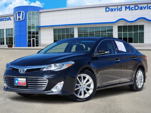 Used 2013 Toyota Avalon XLE image 1