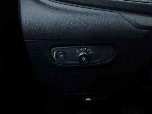 Used 2025 Buick Encore GX Preferred FWD image 20