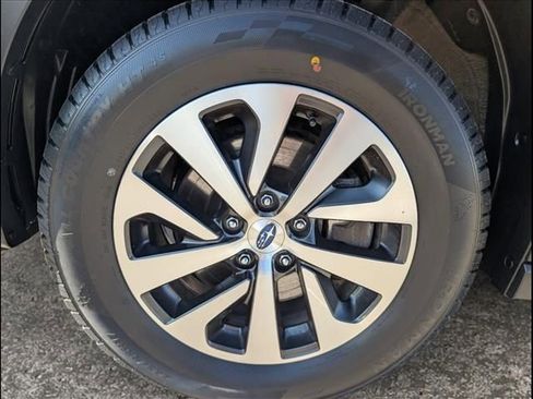 Used 2023 Subaru Outback Premium AWD/4WD image 20