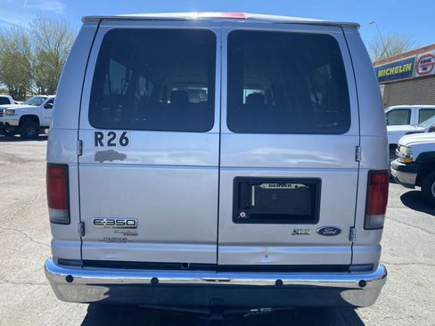 Used 2009 Ford E-350 and Econoline 350 XLT image 9