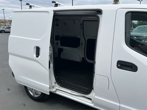 Used 2017 Nissan NV200 S w/ Cruise Control Package FWD image 21