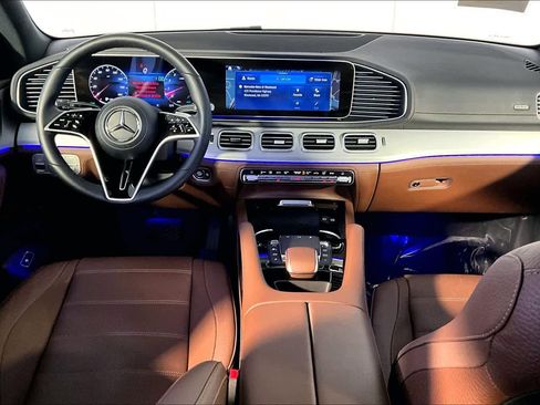 Used 2024 Mercedes-Benz GLE 450 4MATIC image 16