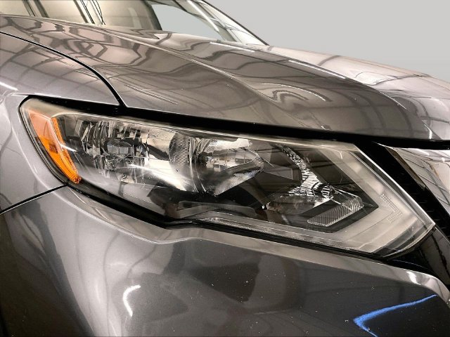 Used 2017 Nissan Rogue SV w/ Midnight Edition AWD/4WD image 28