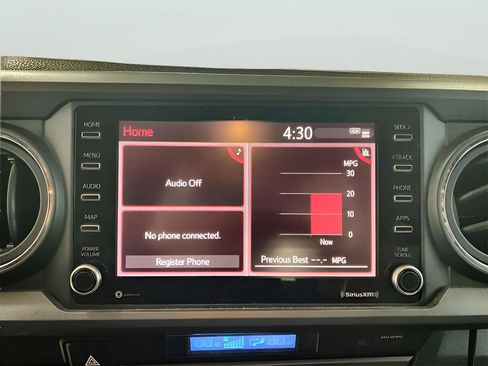 Used 2021 Toyota Tacoma TRD Off-Road image 4