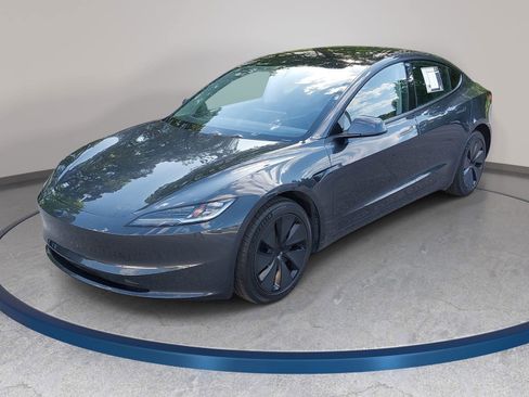 Used 2025 Tesla Model 3 Long Range RWD image 1