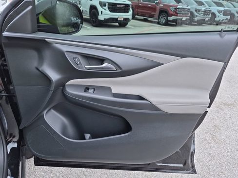New 2026 Buick Envista Avenir FWD image 37