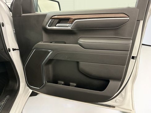 Used 2023 Chevrolet Silverado 1500 LT image 33