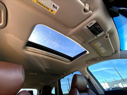 Used 2017 Acura MDX FWD w/ Advance Package image 13