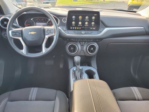 Used 2025 Chevrolet Blazer LT image 26