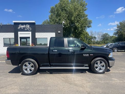 Used 2015 RAM 1500 Big Horn image 3