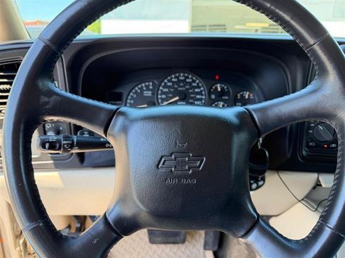 Used 2002 Chevrolet Tahoe LT AWD/4WD image 14