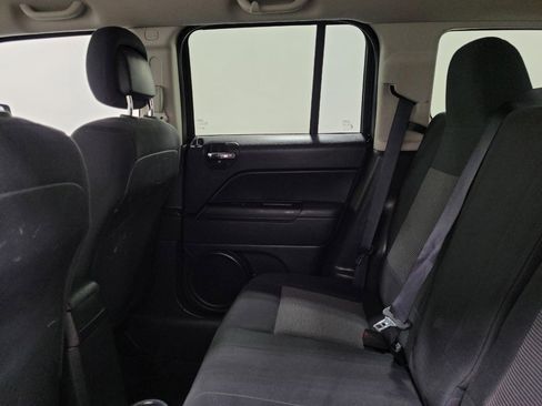 Used 2014 Jeep Patriot Sport w/ Power Value Group AWD/4WD image 18