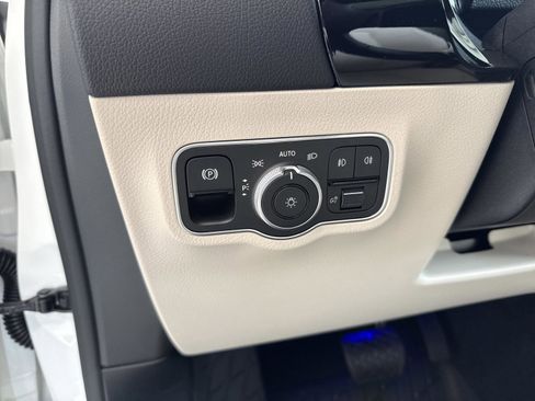 New 2026 Mercedes-Benz GLA 250 GLA 250 image 13