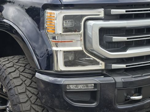 Used 2022 Ford F350 Platinum w/ Tremor Off-Road Package AWD/4WD image 10