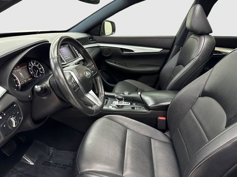 Used 2021 INFINITI QX50 Luxe w/ Appearance Package FWD image 17