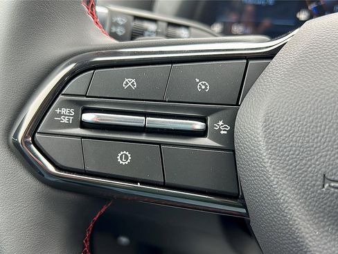 New 2026 Chevrolet Equinox RS w/ Convenience Package III FWD image 7