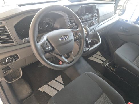 Used 2024 Ford Transit 250 Low Roof w/ Exterior Upgrade Package image 17