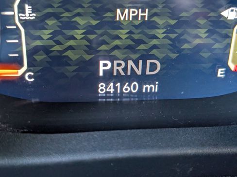 Used 2018 Jeep Wrangler Unlimited Sport S image 8