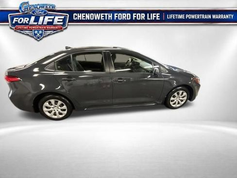 Used 2023 Toyota Corolla LE FWD image 4