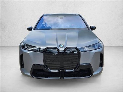 New 2026 BMW iX M70 image 2