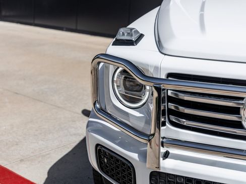 Used 2025 Mercedes-Benz G 550 image 15