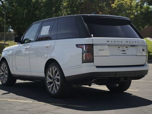 Used 2018 Land Rover Range Rover Supercharged AWD/4WD image 3