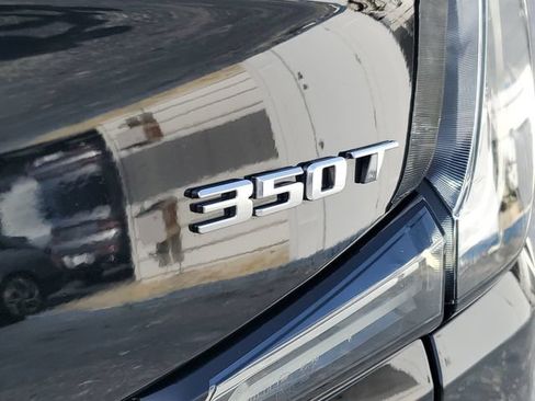 Used 2024 Cadillac XT4 Sport FWD image 7