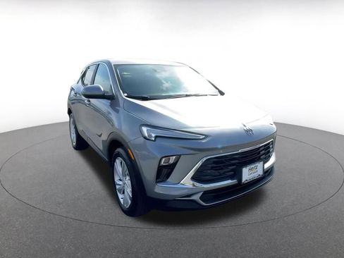 Used 2025 Buick Encore GX Preferred image 3