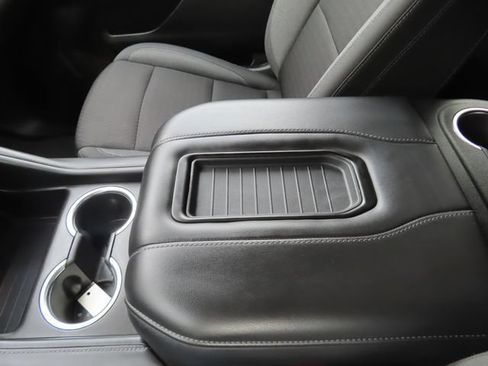 Used 2024 GMC Yukon SLE AWD/4WD image 37
