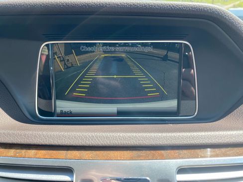 Used 2014 Mercedes-Benz E 350 4MATIC Sedan w/ Premium 1 Package image 16