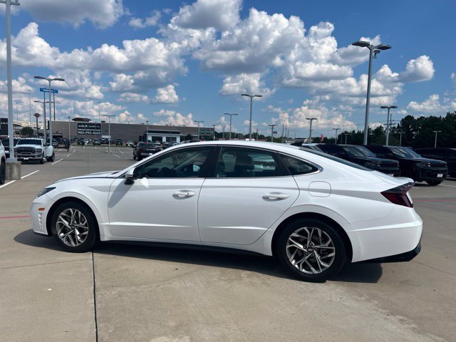 Used 2023 Hyundai Sonata SEL FWD image 5